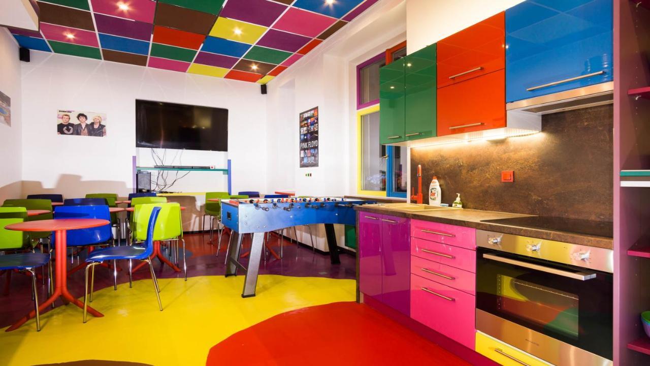 Apartment Colours - Your 7 Colour Experience In Centre Of Praga Esterno foto